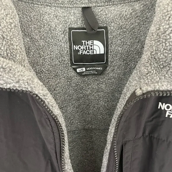 The North Face Men's Two-Tone Performance Jacket - Picture 2 of 2